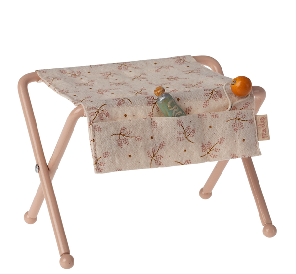 Nursery Table for Baby Mouse Rose